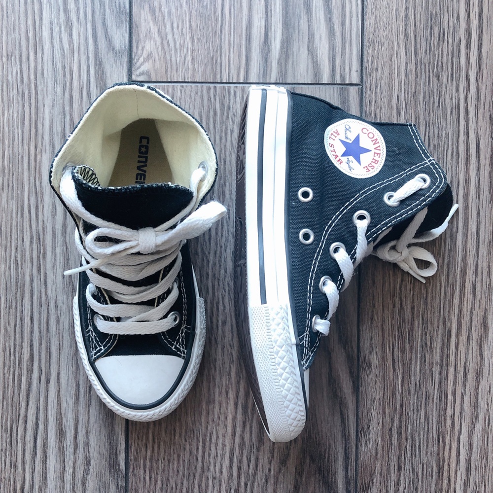 Converse runners kids size 11, black high top shoes unisex